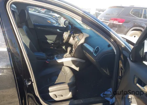 2011 Audi A4 2.0T Premium z USA, uszkodzony, nr VIN WAUFFAFL6BN055541